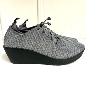 NWOT Steven Steve Madden Base Silver Metallic Adjustable Toggle Wedge Sneaker 11